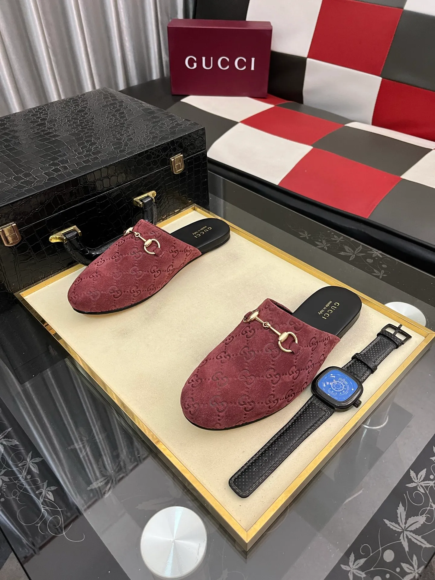 Men's shoes 💰480⌚️⌚️[Gucci] 2024 new season half-slip men's shoes, made of Italian imported first-layer frosted cowhide➕sheepskin lining, original hardware buckle, original combination wear-resistant outsole, real shot 🎬 Very comfortable on the feet, size 36-44